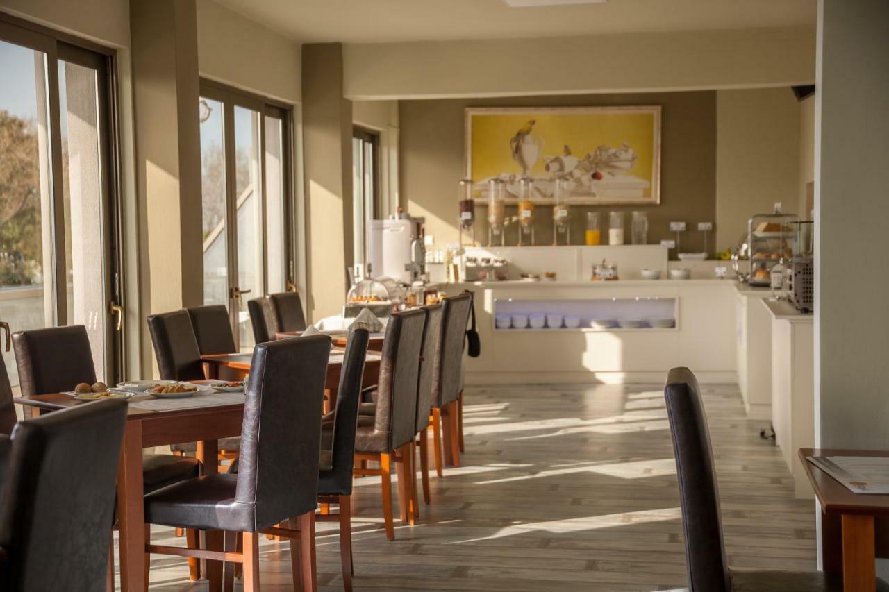 Hotel Erika 알렉산드로폴리스 외부 사진